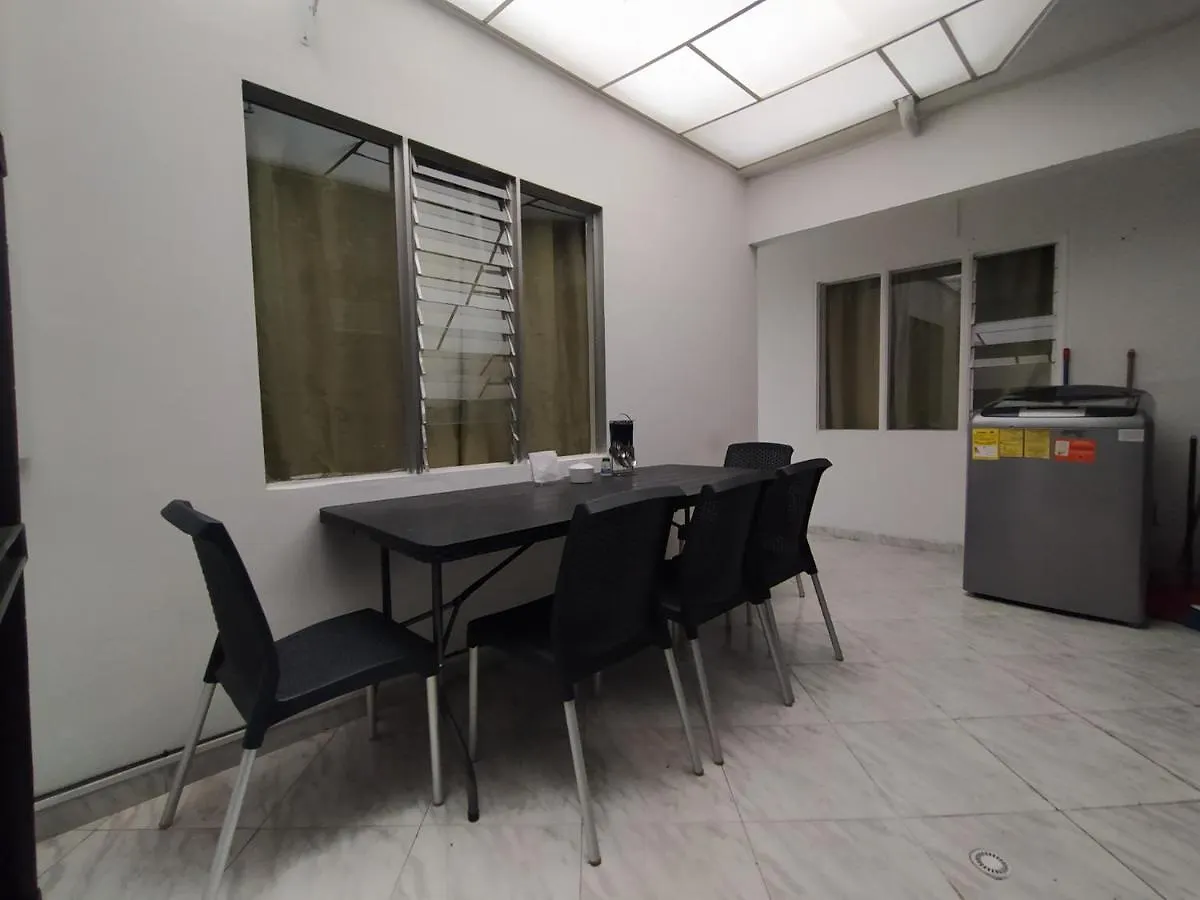 Eterna Primavera Medellin Homestay